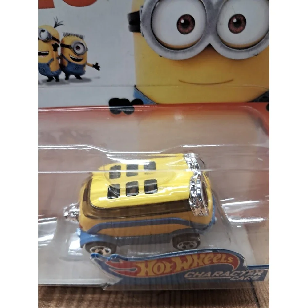 Hot Wheels Character Cars - Despicable ME 3 - Minion Dave
